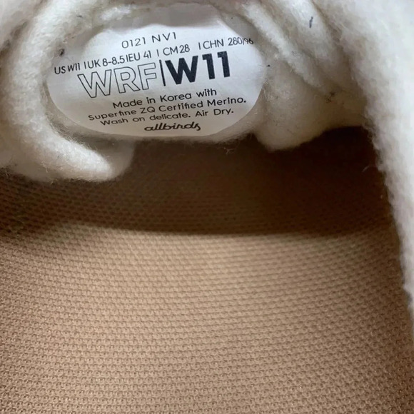 Allbirds Fluffs Wool Runner Sneakers Shoes Sherpa Wool White Womens Size 11 - Picture 8 of 9
